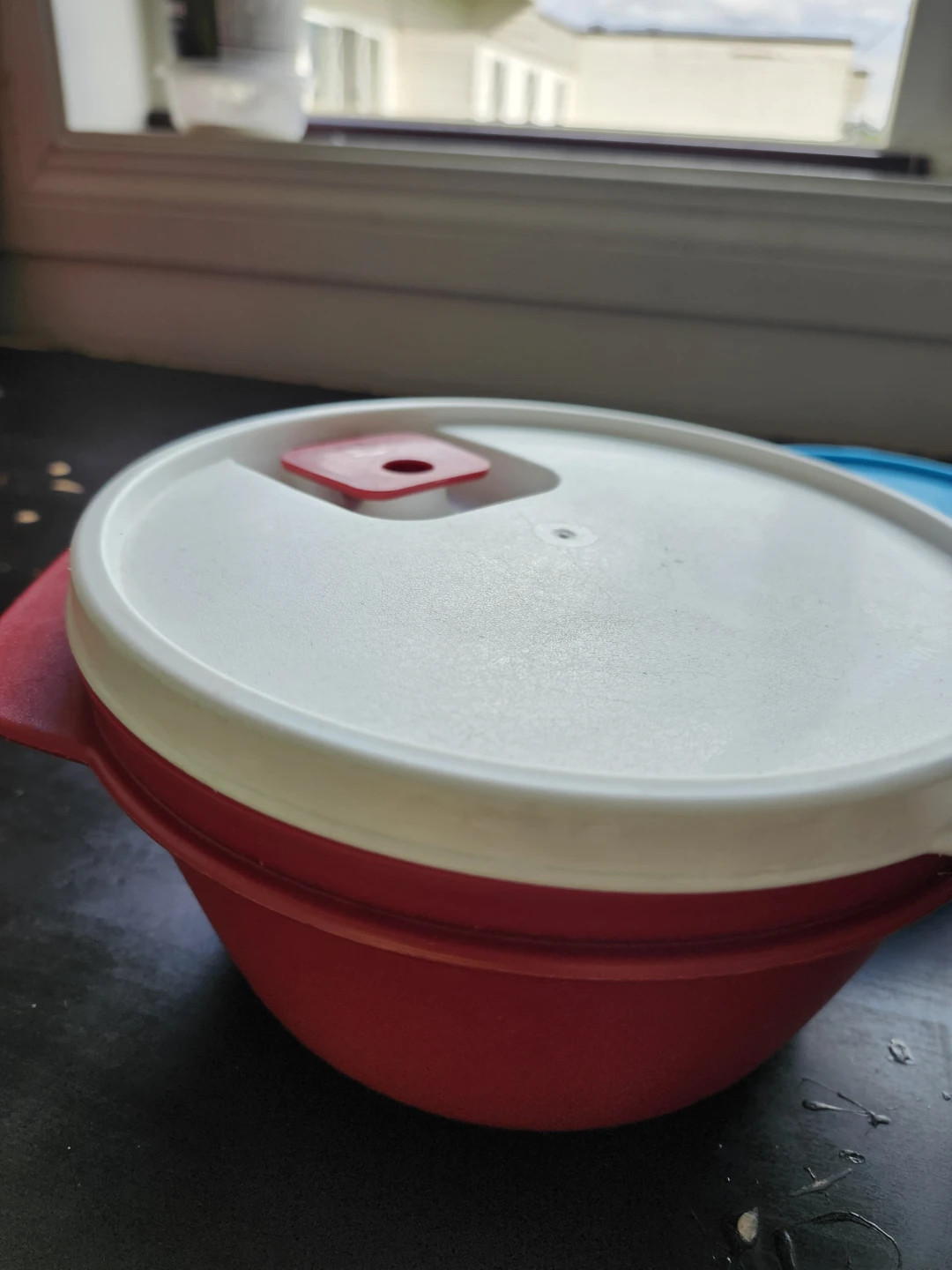 Tupperware Red & White Modular Mates Bowl - photo 5