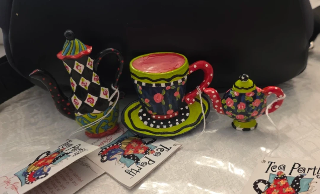 Joyce Shelton Tea Party Miniature Teapot & Cup Set