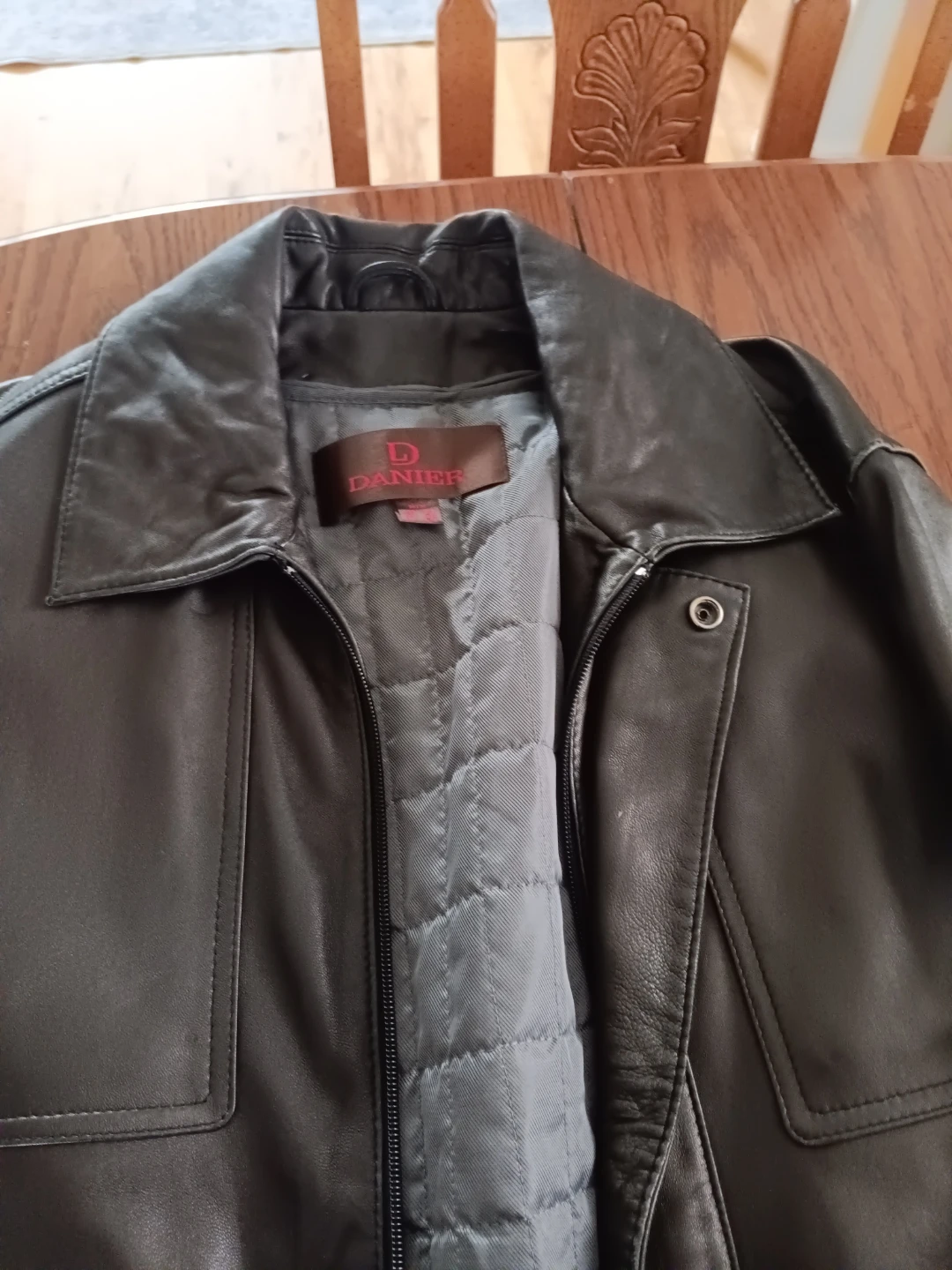 Danier Leather Jacket - photo 2