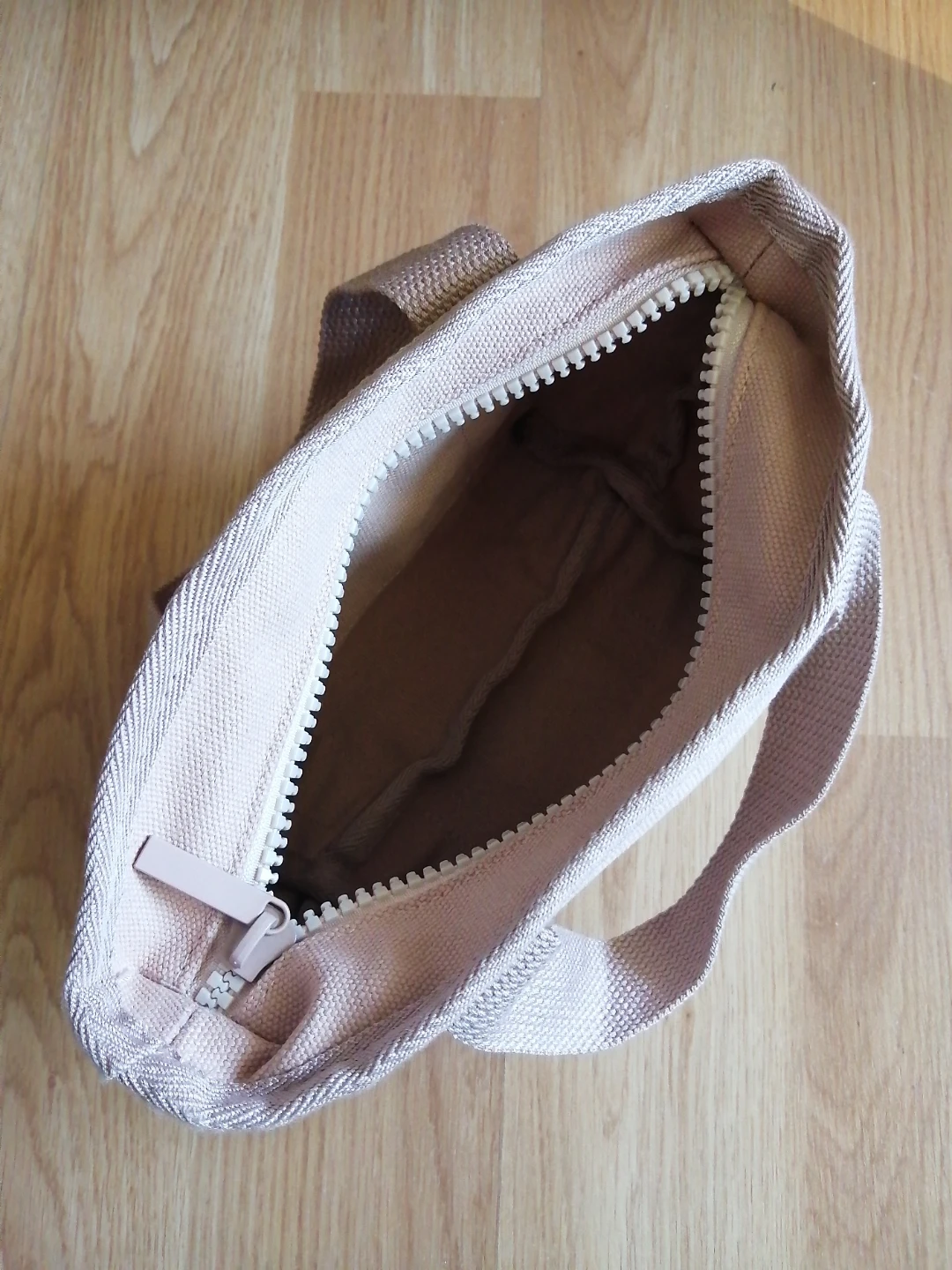 ILIA Canvas Makeup Bag - photo 3