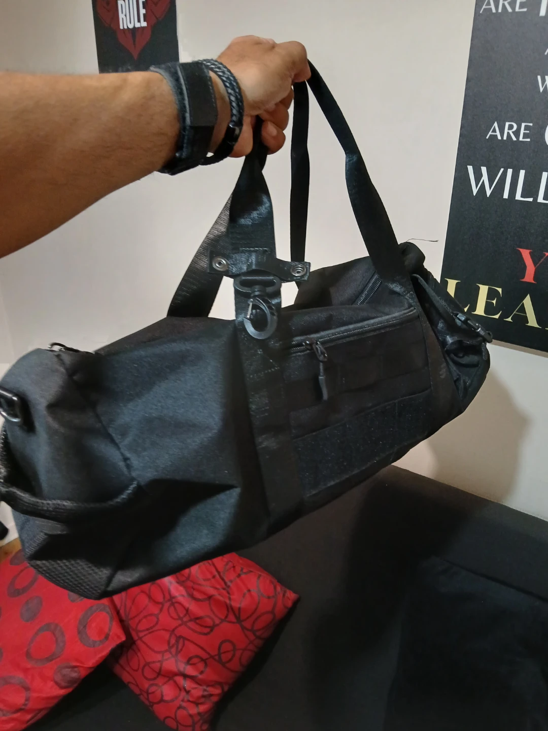 Tactical gun duffel bag Black multi pocket zipper closure - photo 4