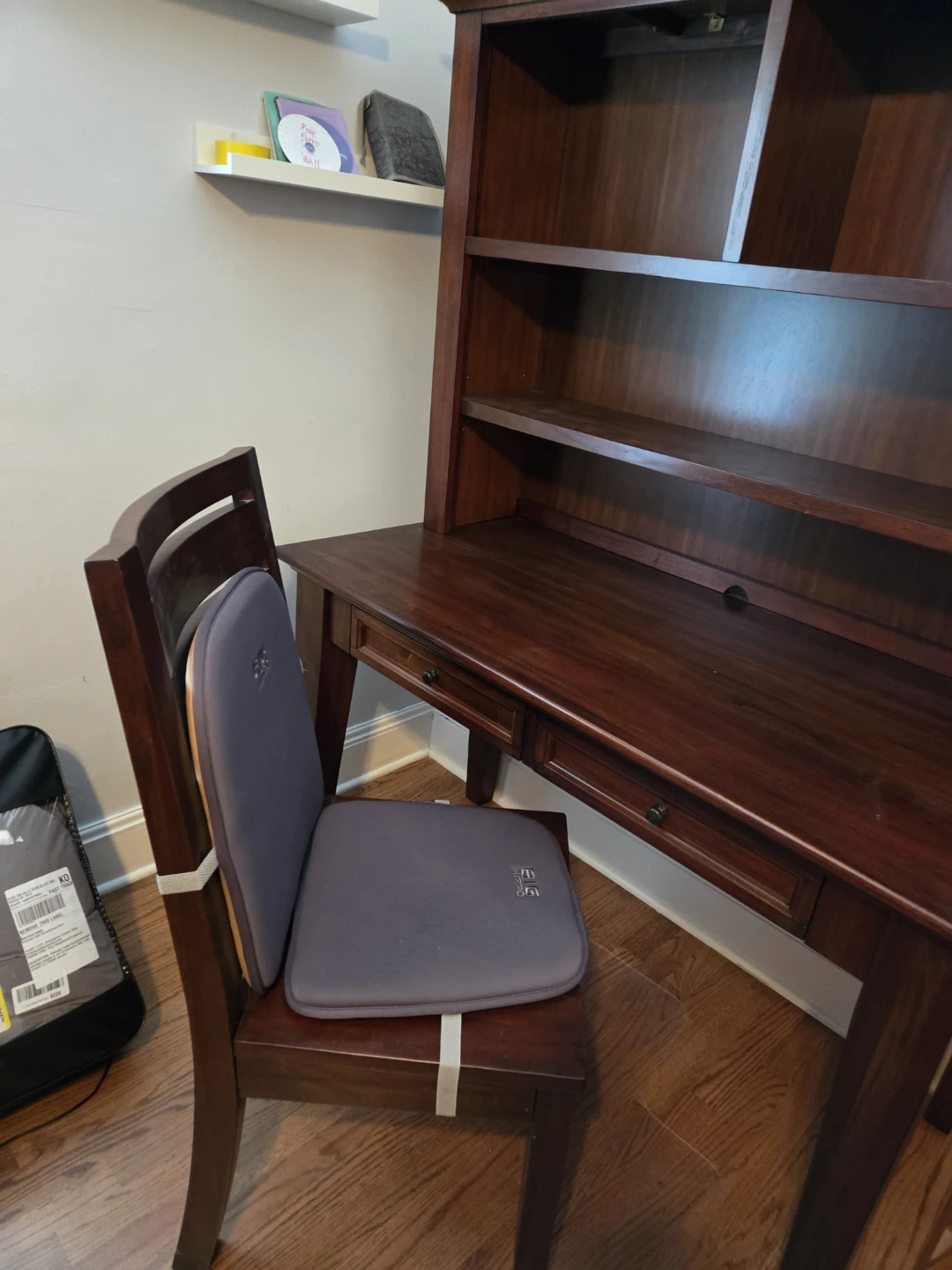 Mahogany Secretary Desk with Hutch and chair - photo 4