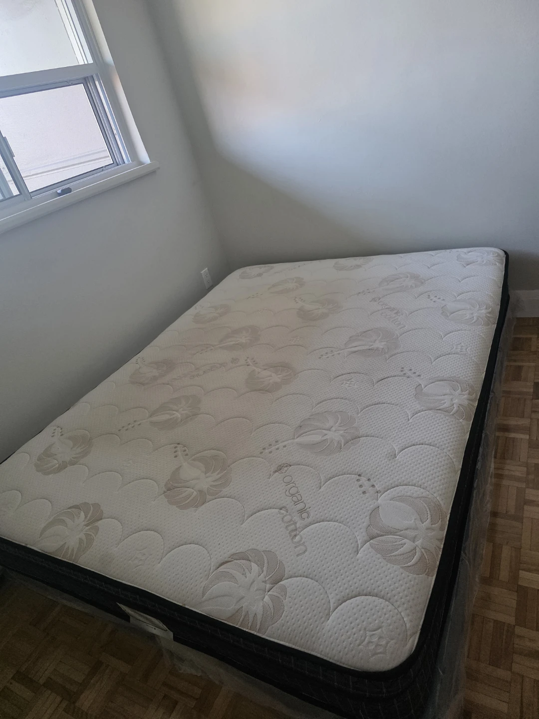 Organic Cotton Mattress with Boxspring