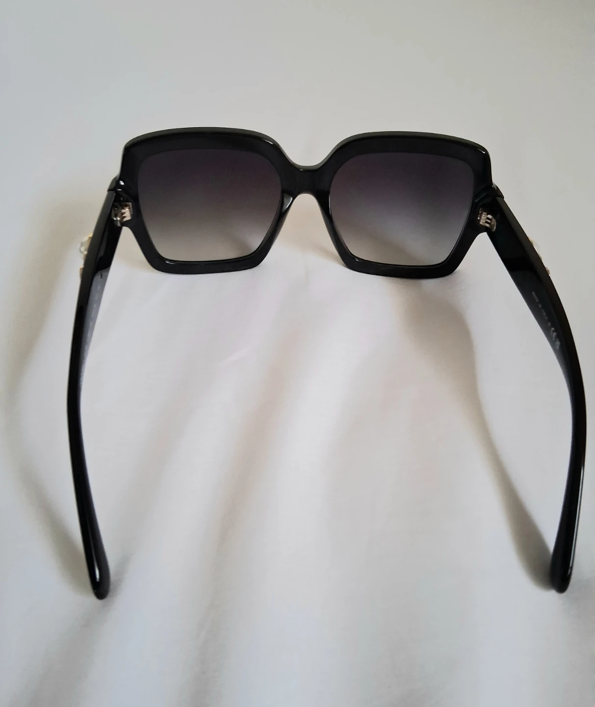 New Authentic Chanel Black Oversized Square Sunglasses - photo 4