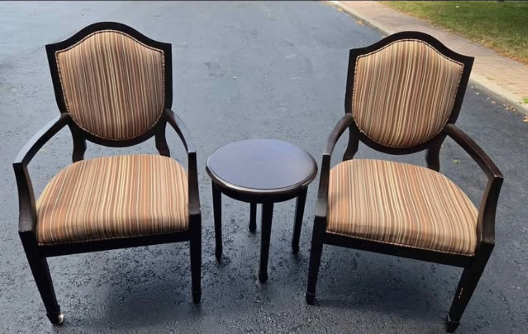 Pair of Upholstered Armchairs with Round Side Table