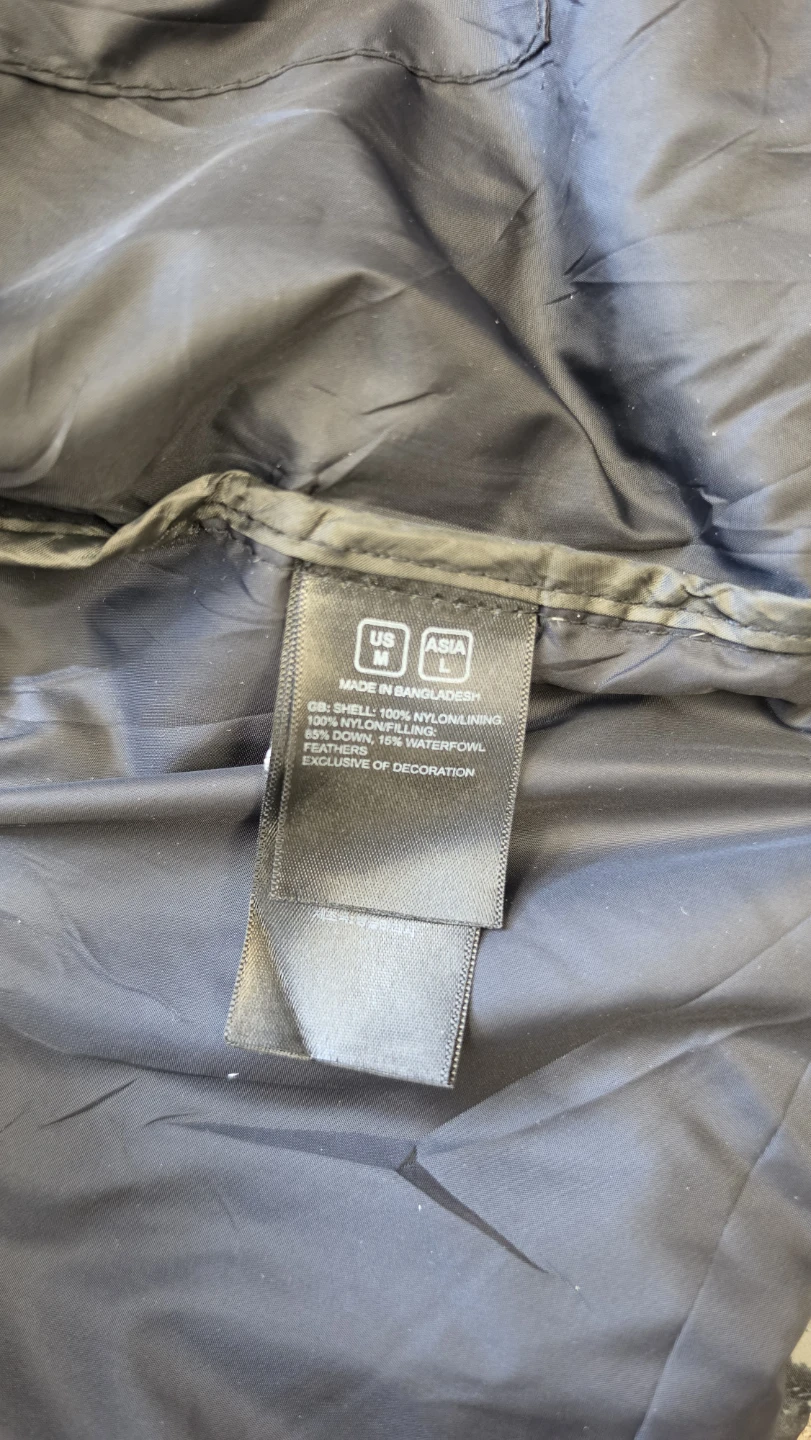 The North Face Puffer Jacket Size L - photo 5