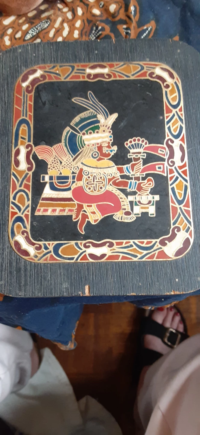 Decorative Aztec-inspired Figurine and decorative plaque