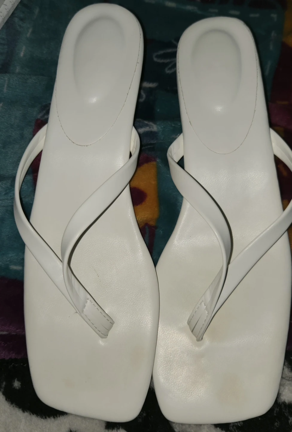 White Thong Heeled Sandals Size 38 - photo 3