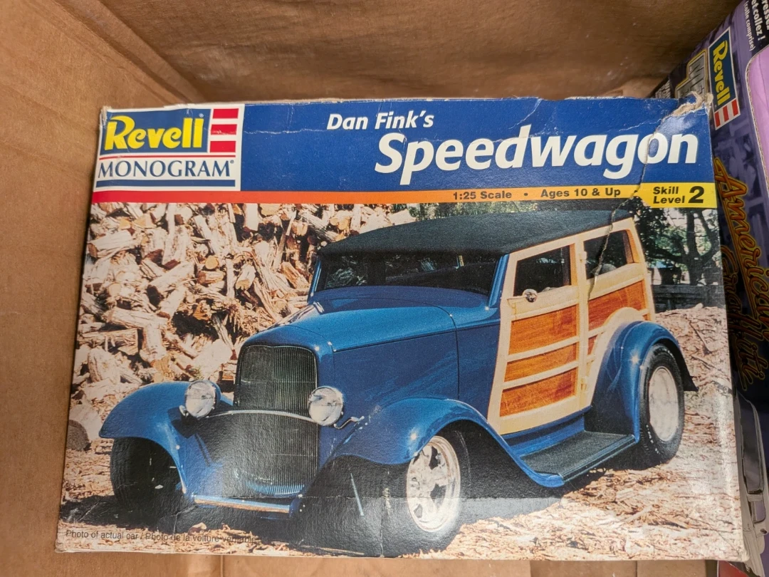 Revell Monogram Dan Fink's Speedwagon 1:25 Scale Model Kit