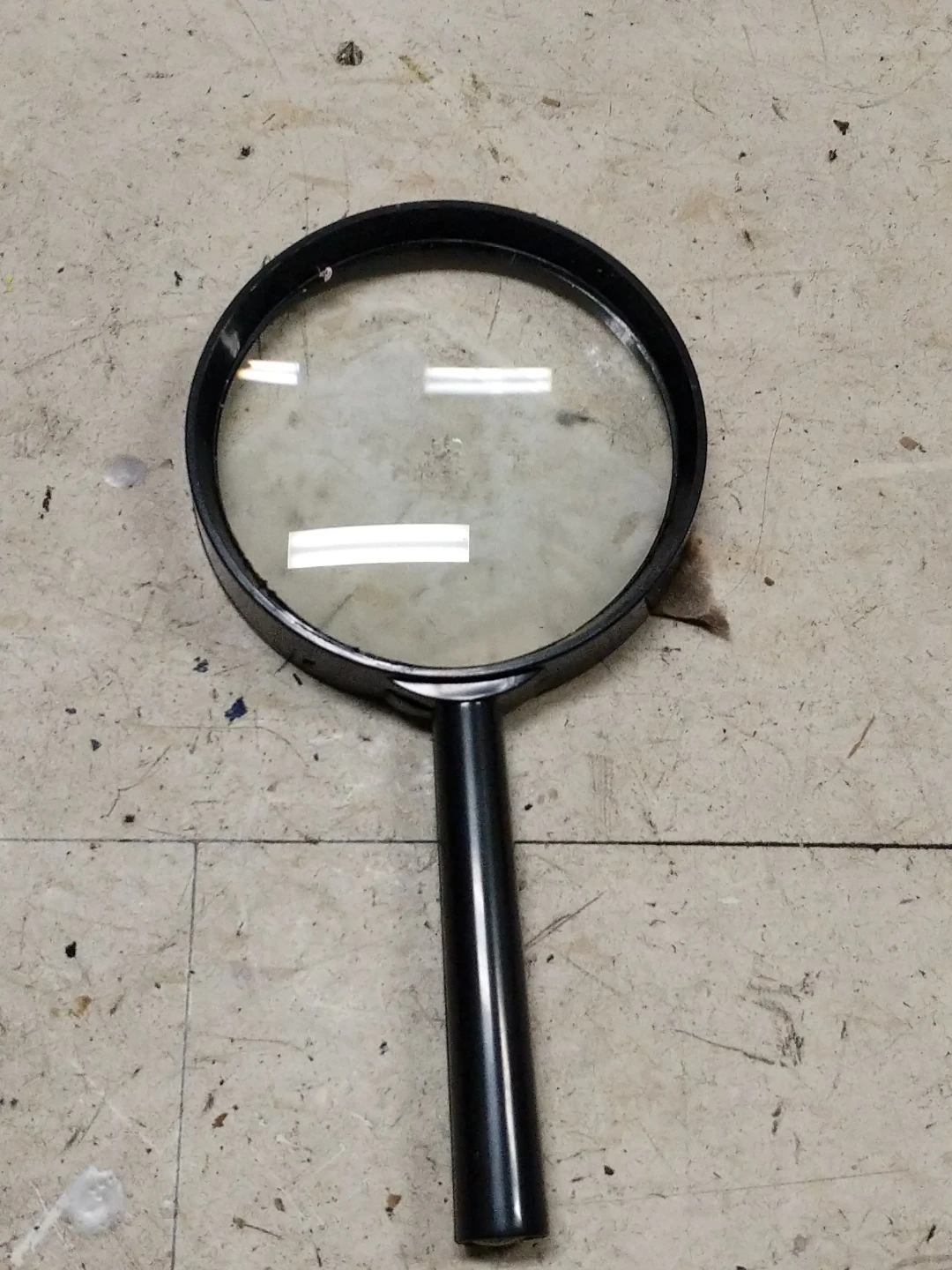 Black Magnifying Glass