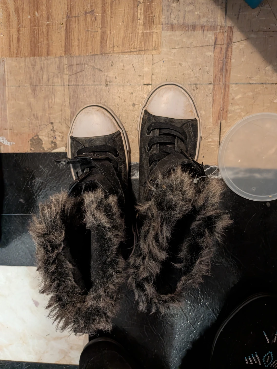 Nordy Black Fur Lined High Top Sneakers Size 13 - photo 3