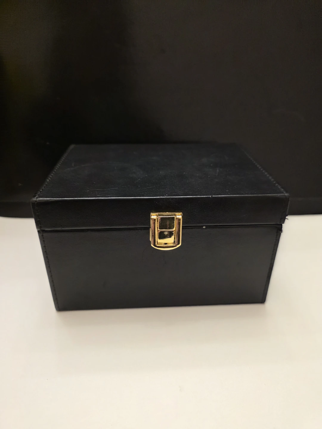 RFID car key storage box