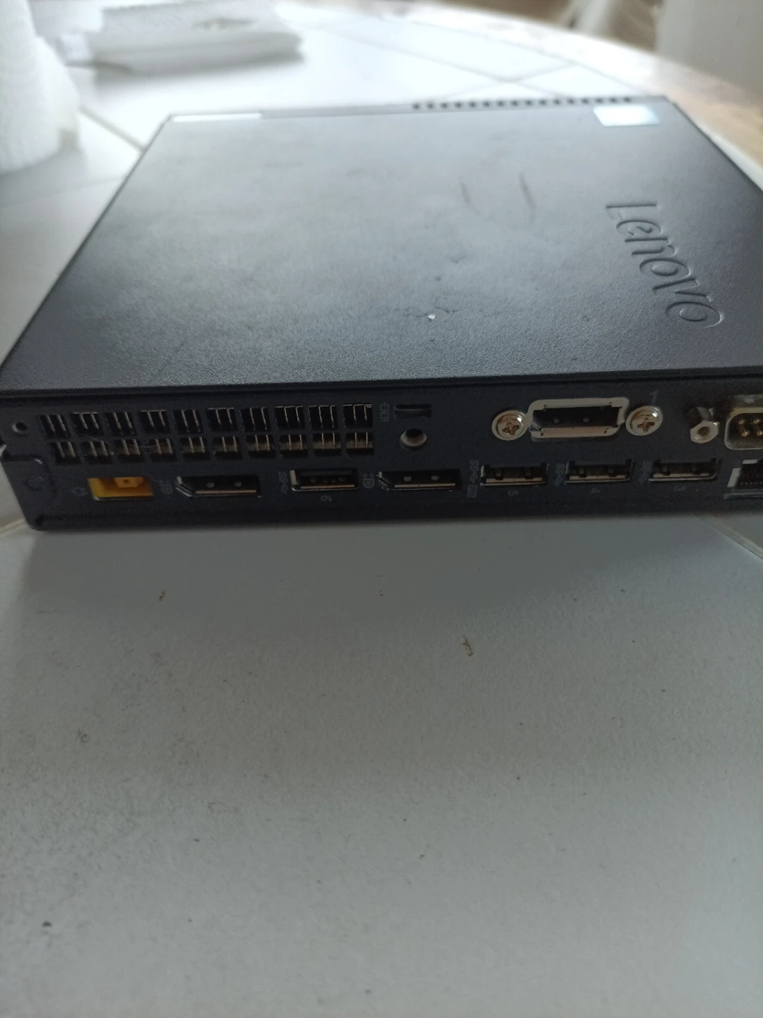 Lenovo ThinkCenter M910q - photo 3