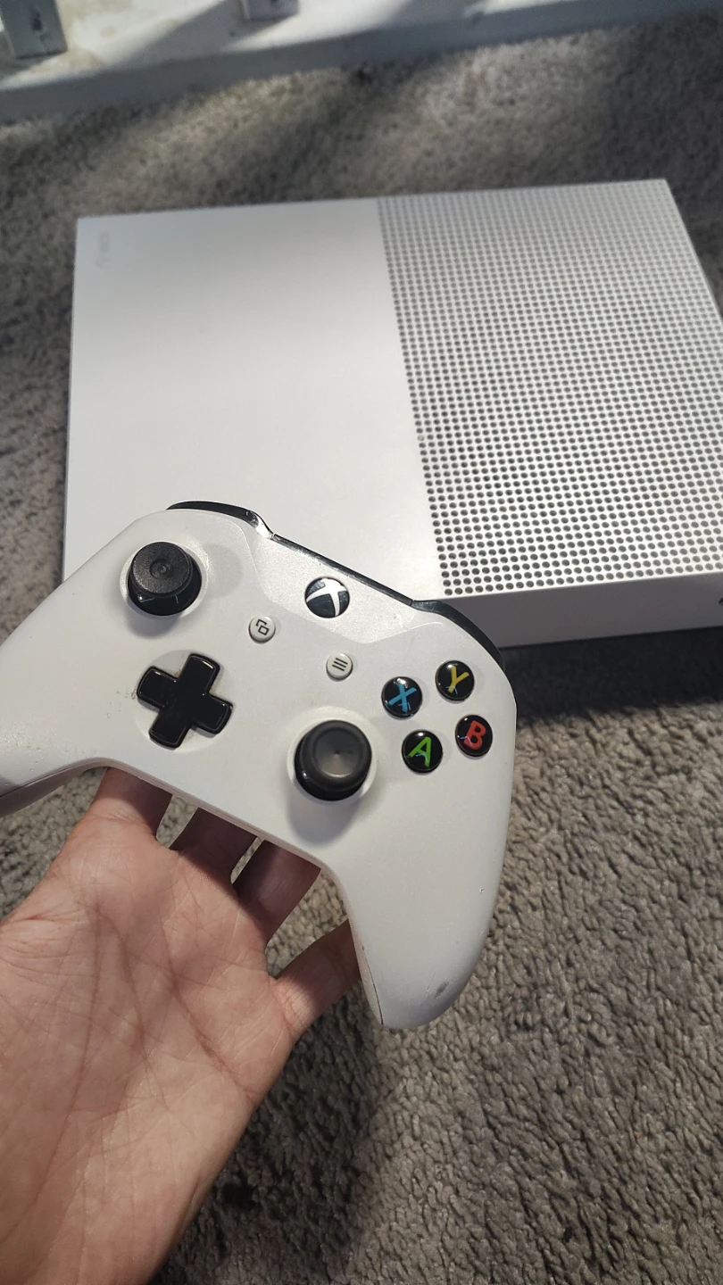 White Xbox One S Console - photo 3