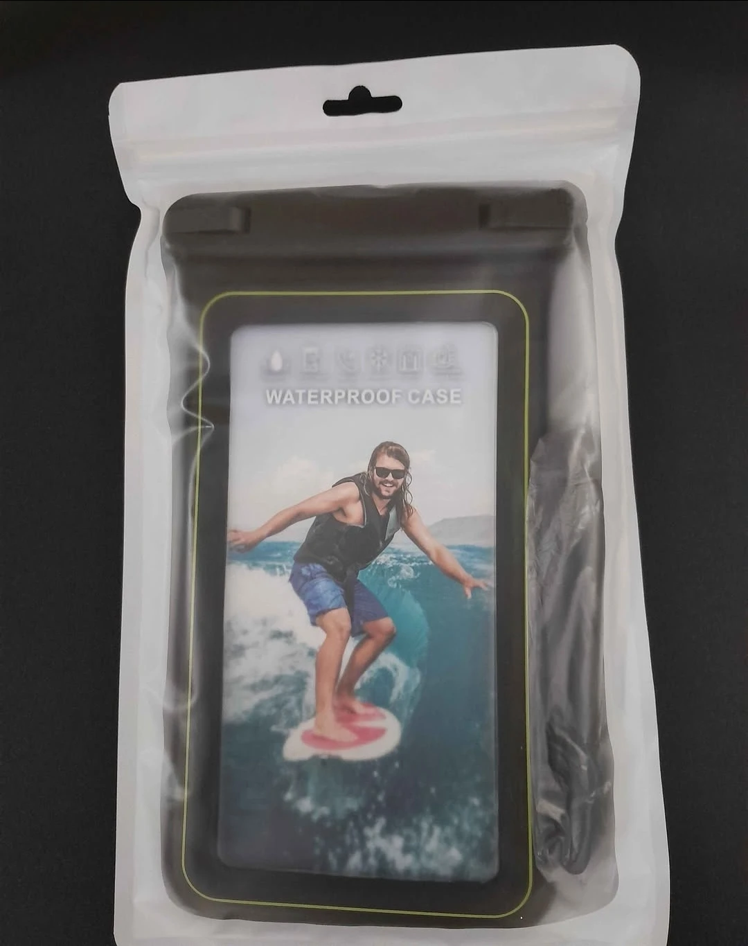 Universal Waterproof Phone Pouch with Lanyard
