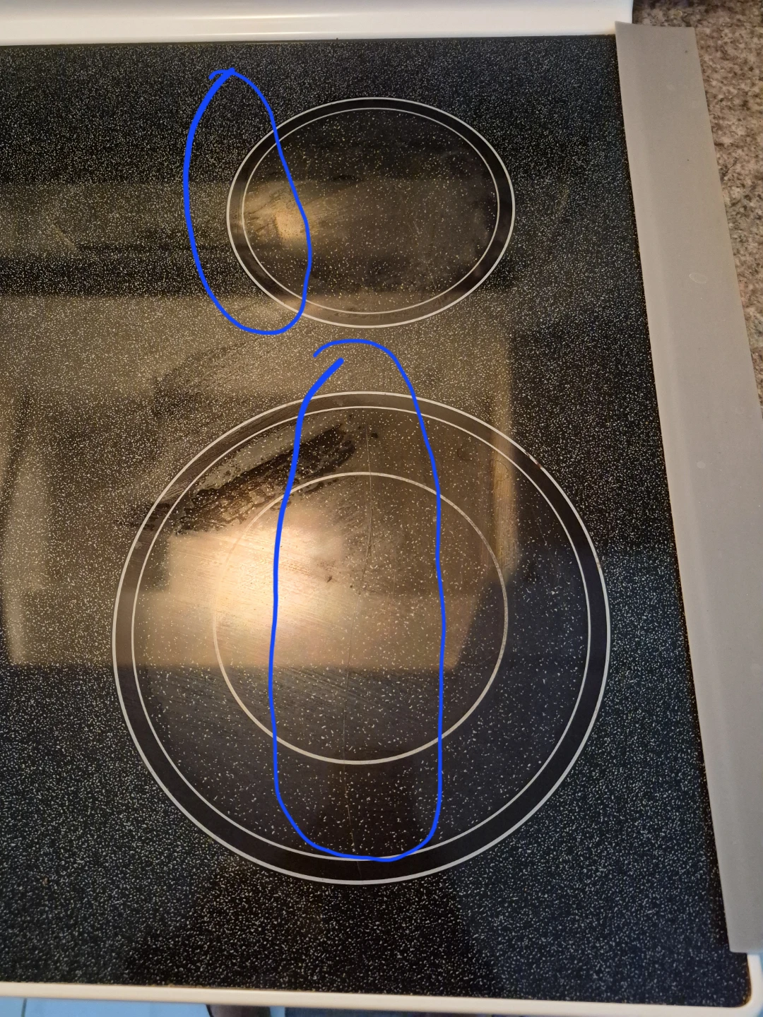 GE Electric Range (30") — Working, Cracked Glass Top. - photo 2