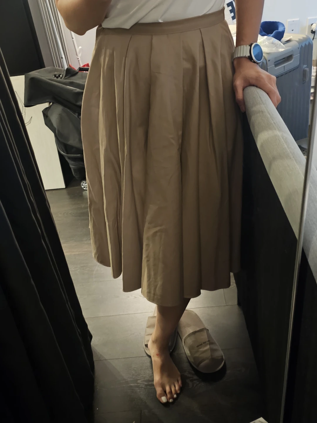 Tan Pleated Midi Skirt M - photo 4