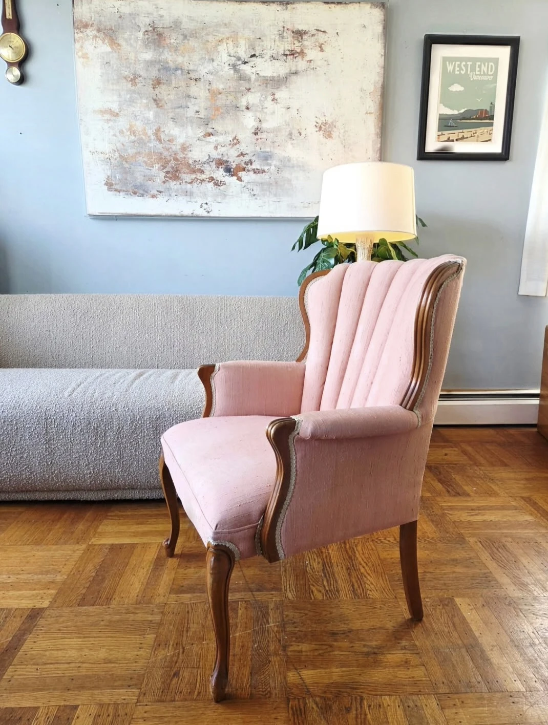 Vintage Coral Pink Channel/Clam Armchair (Delivery Available) - photo 3