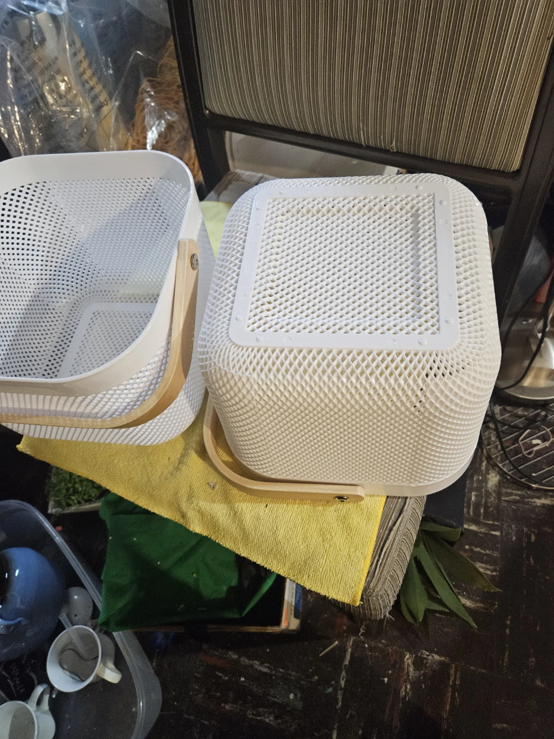 Set of 2 White Perforated Storage Baskets with Wood Handles - photo 5