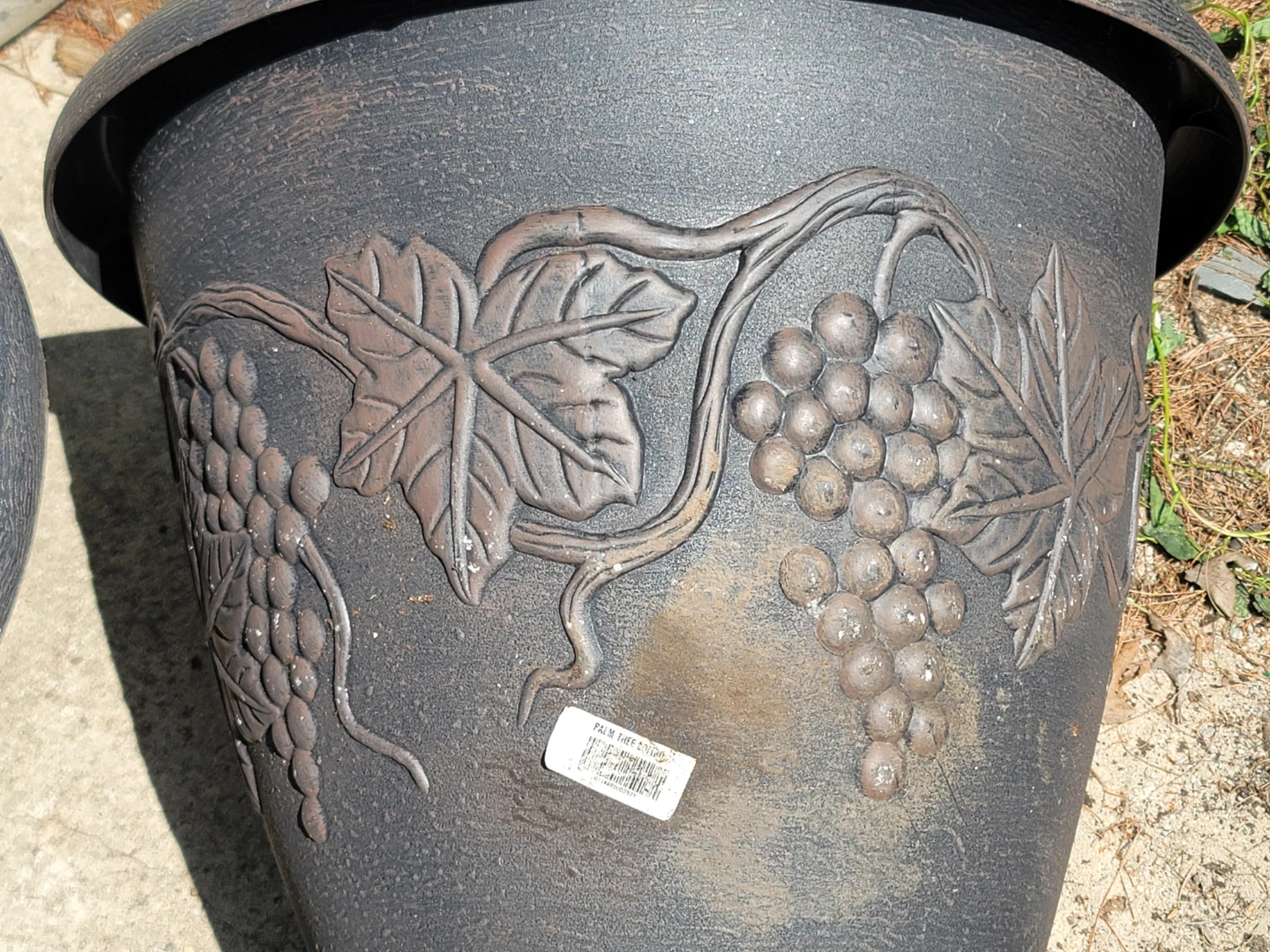 Two Decorative Grape Pattern Planters - photo 2