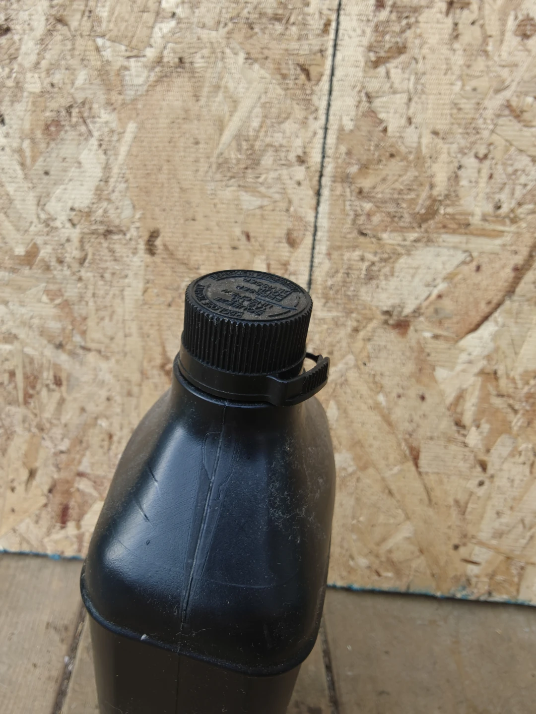 OEM DOT 4 Brake Fluid - 946 mL Brand New - photo 3