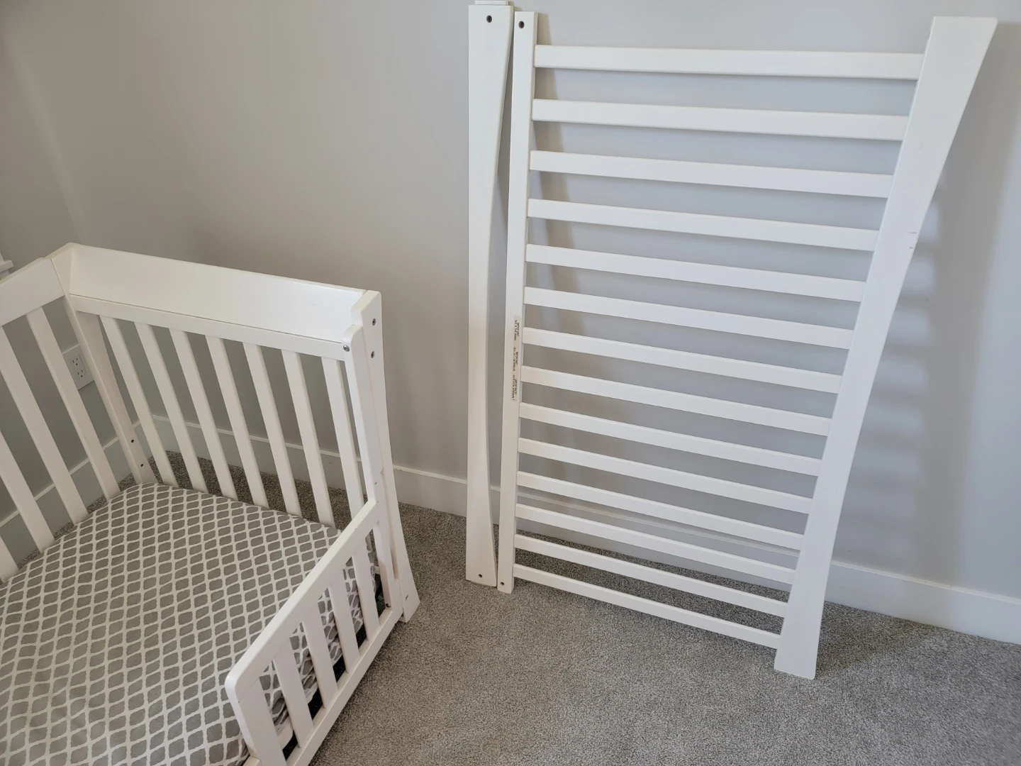 Toddler crib 4 in 1 - photo 2