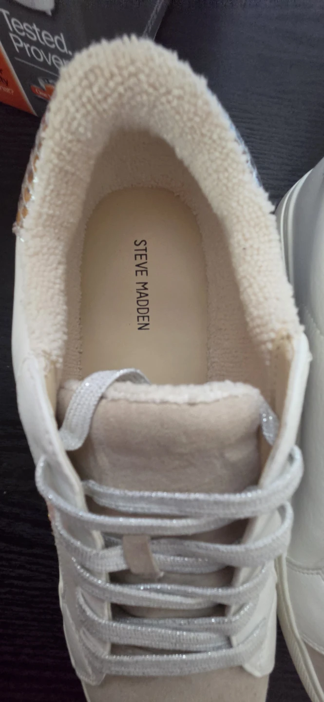 Steve Madden White & Tan Star Sneakers - photo 2