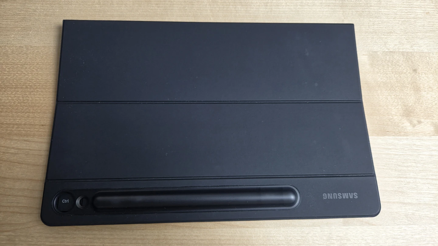 Samsung Tab S9/S9 FE/S10FE Keyboard Cover with S Pen Holder - photo 2