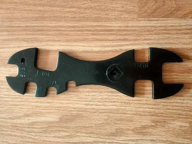 Multi-Opening SAE Wrench