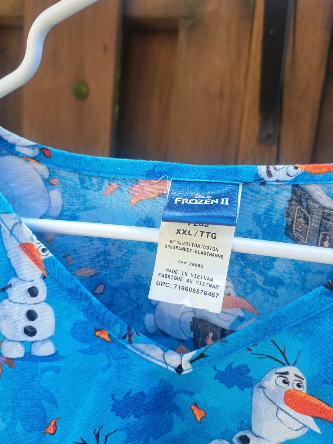 Disney Frozen II Olaf Scrub Top - photo 2