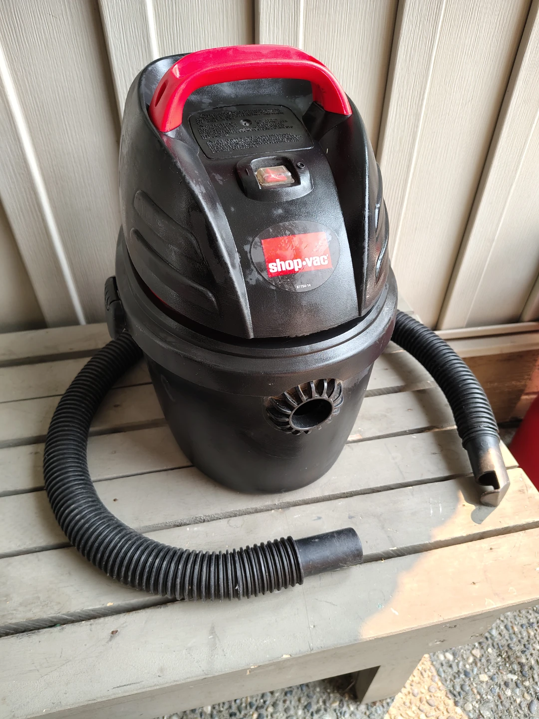 Compact Shop Vac 9.4L