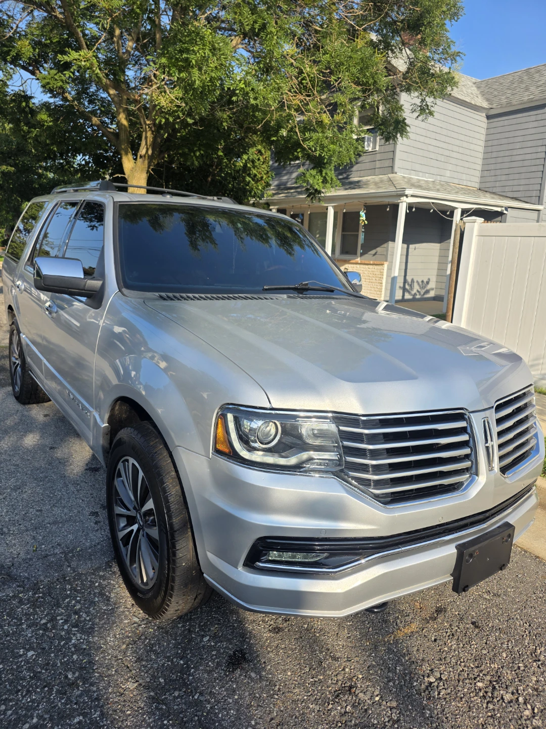 Lincoln Navigator