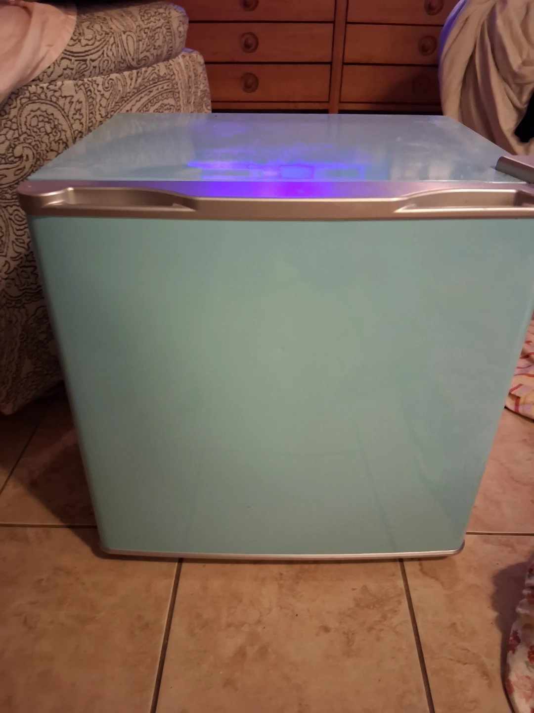 Aqua Mini Fridge - photo 3