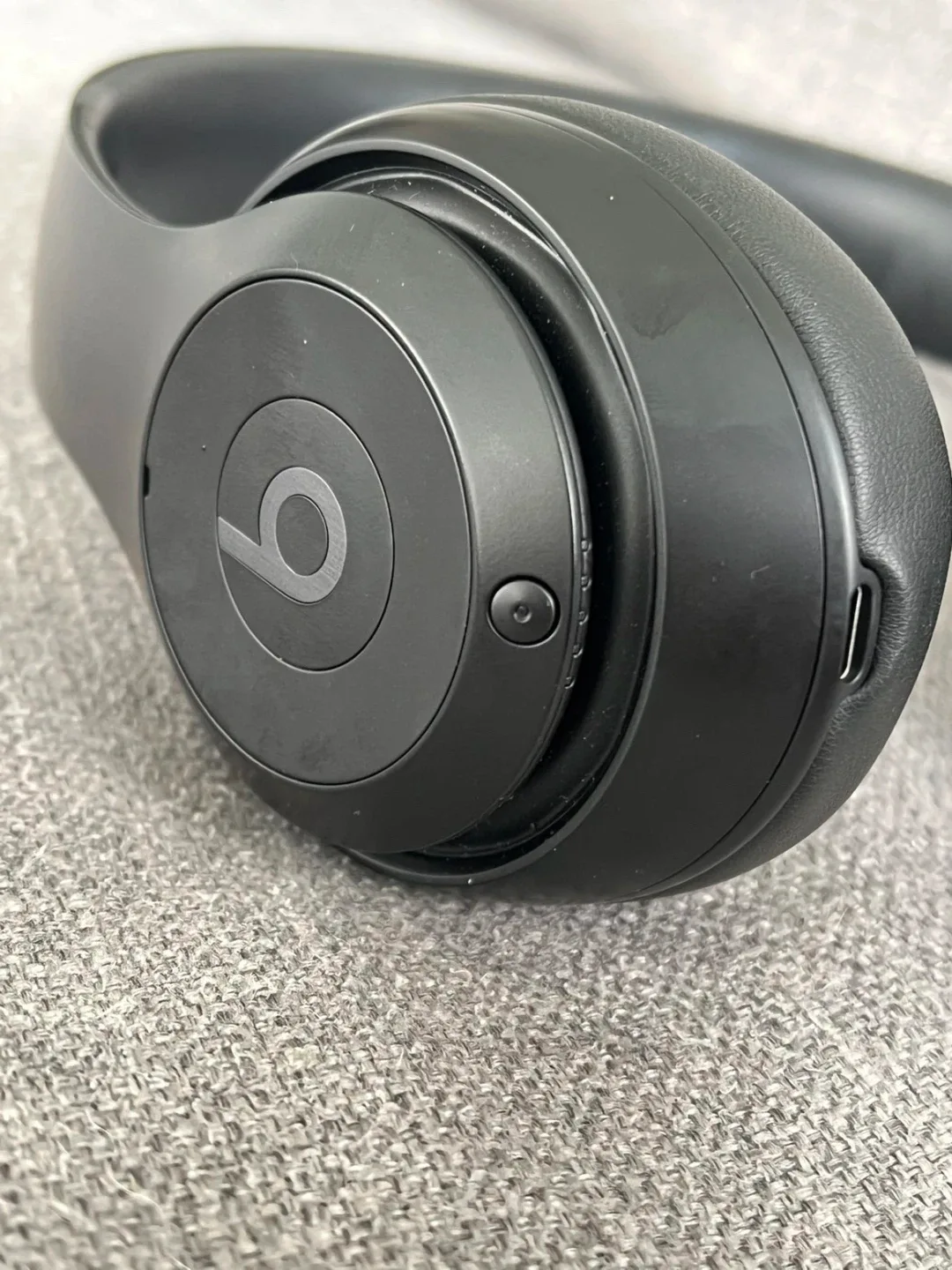 Beats Studio Black Usb C - photo 2