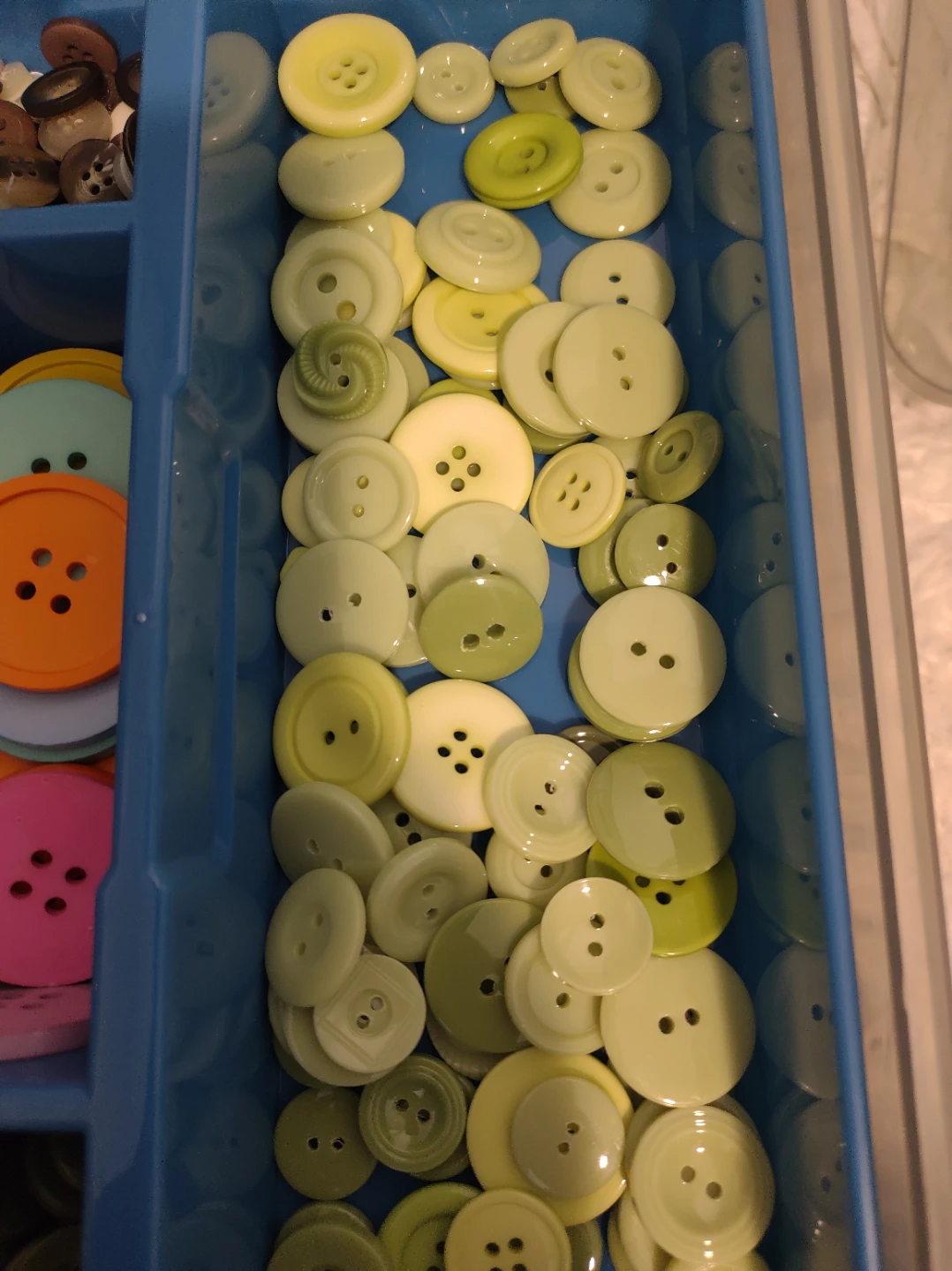 Assorted Craft Buttons with box - photo 5
