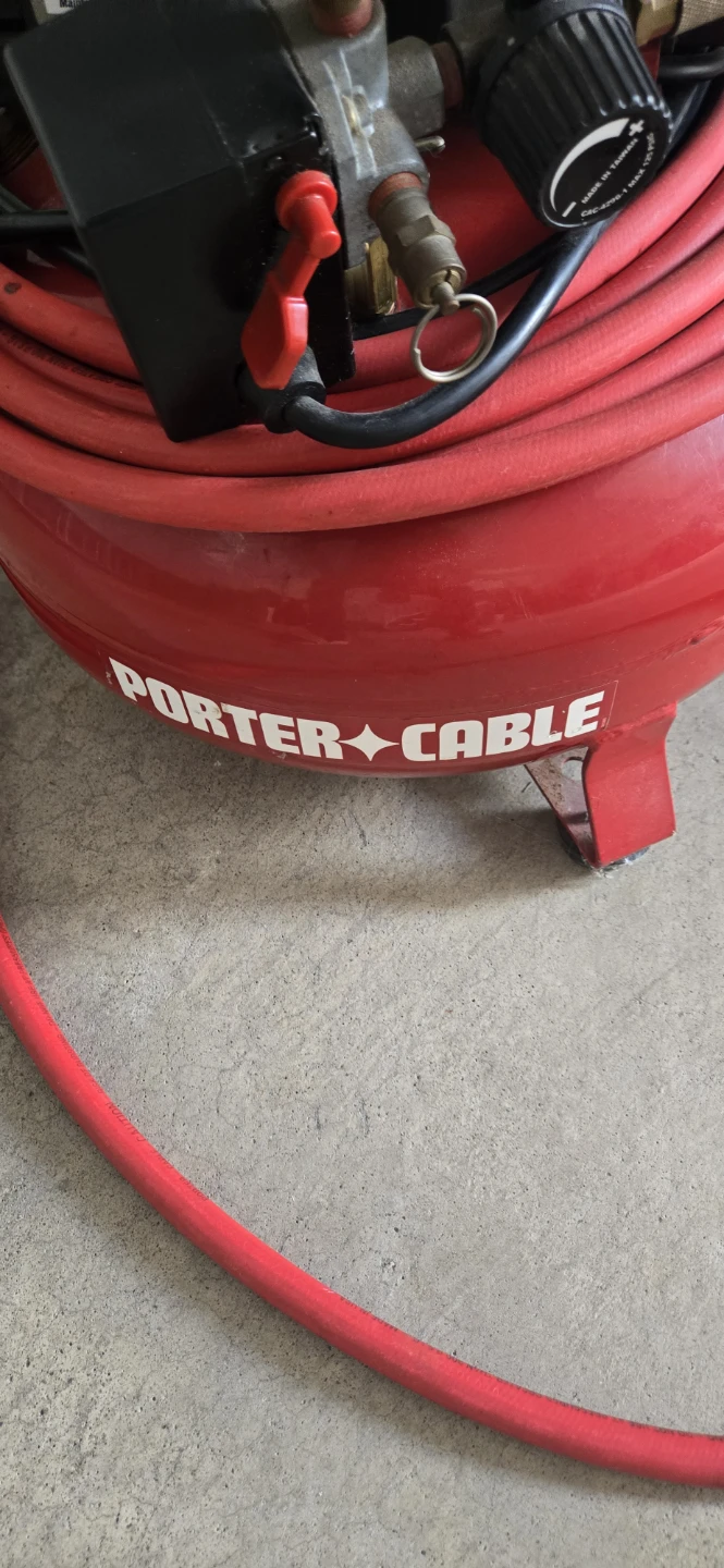Porter-Cable Air Compressor 6 Gallon - photo 3