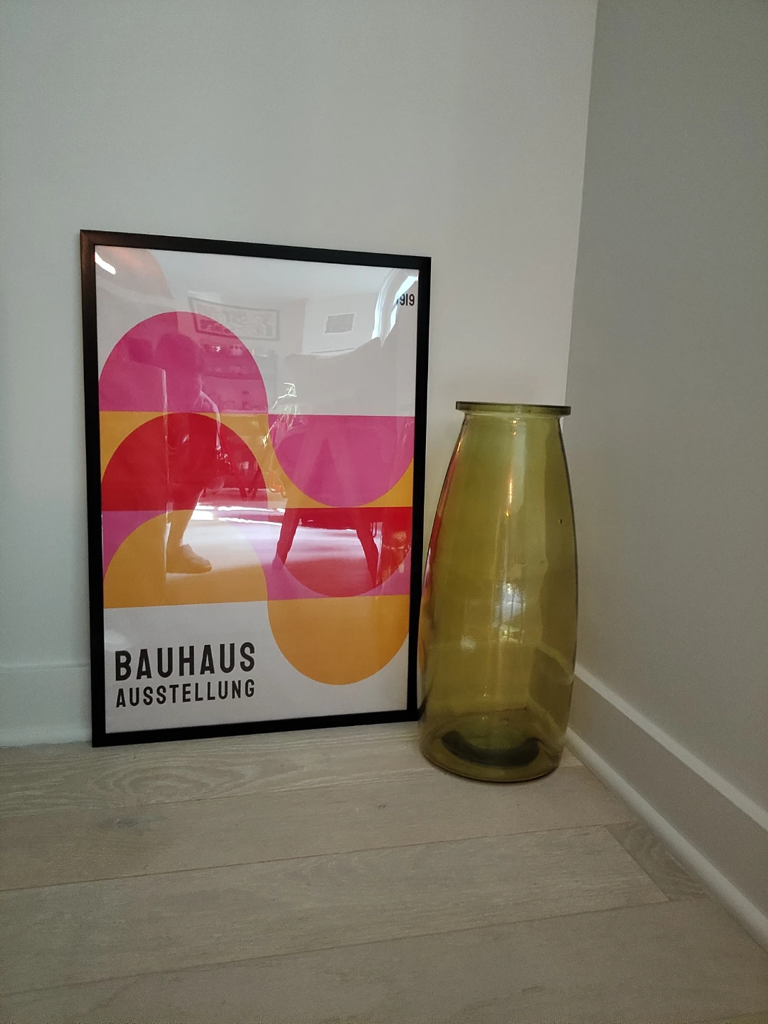 17.75" Large Green Glass Vase - photo 3
