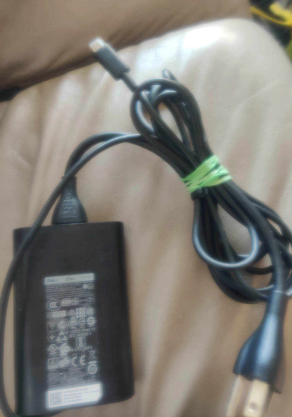 Dell 65W USB -C AC Adapter - photo 4