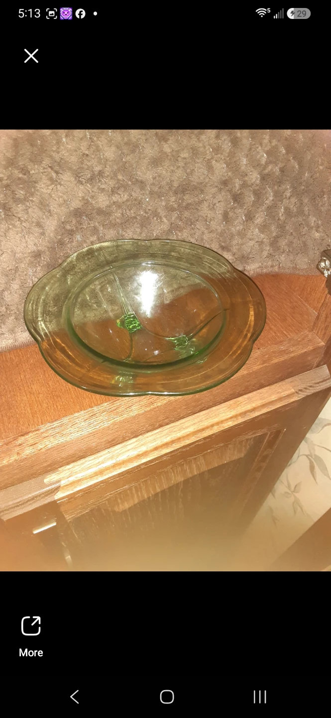 Vintage Fostoria #2394 Green Uranium Glass 3 Toed Mint Dish - photo 2