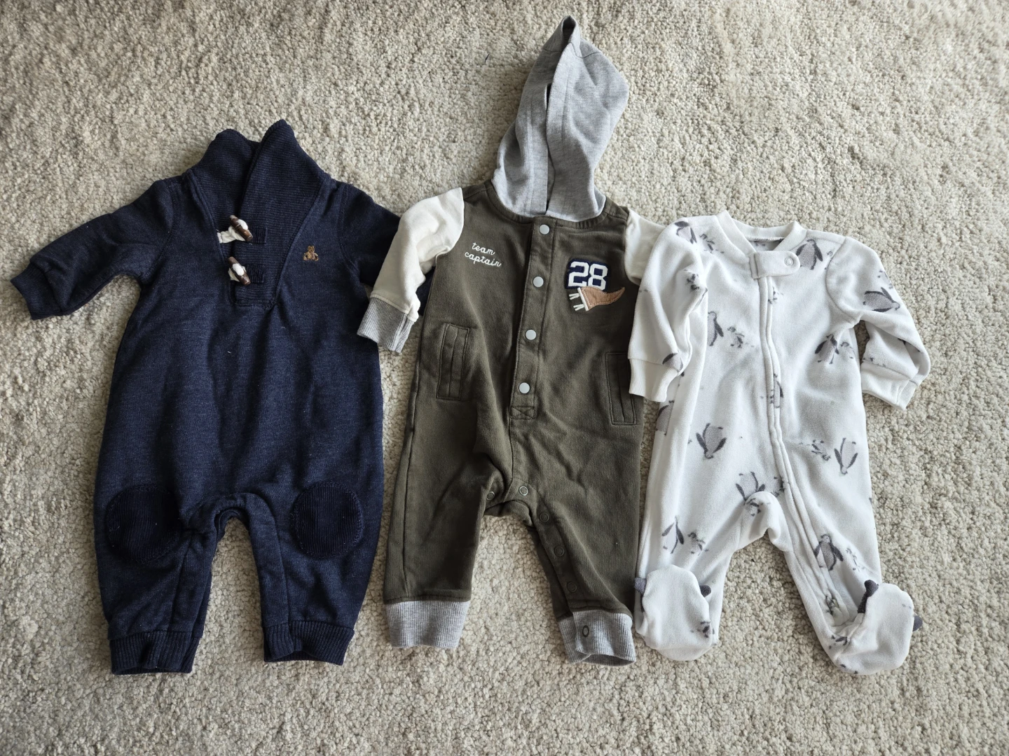 Newborn and 0 - 3 months Baby Clothes Bundle - photo 2