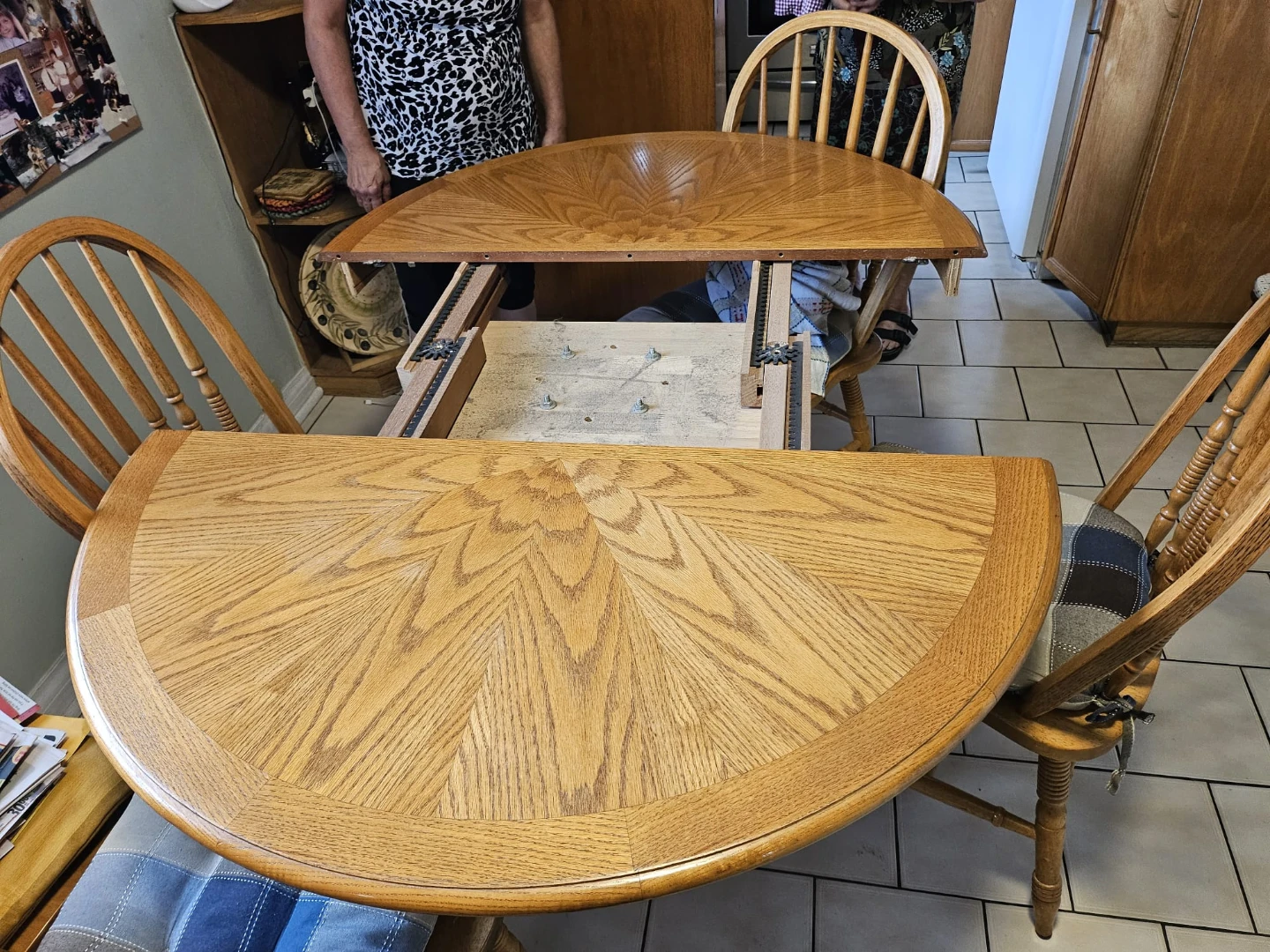Oak Dining Table with 6 Chairs - photo 2