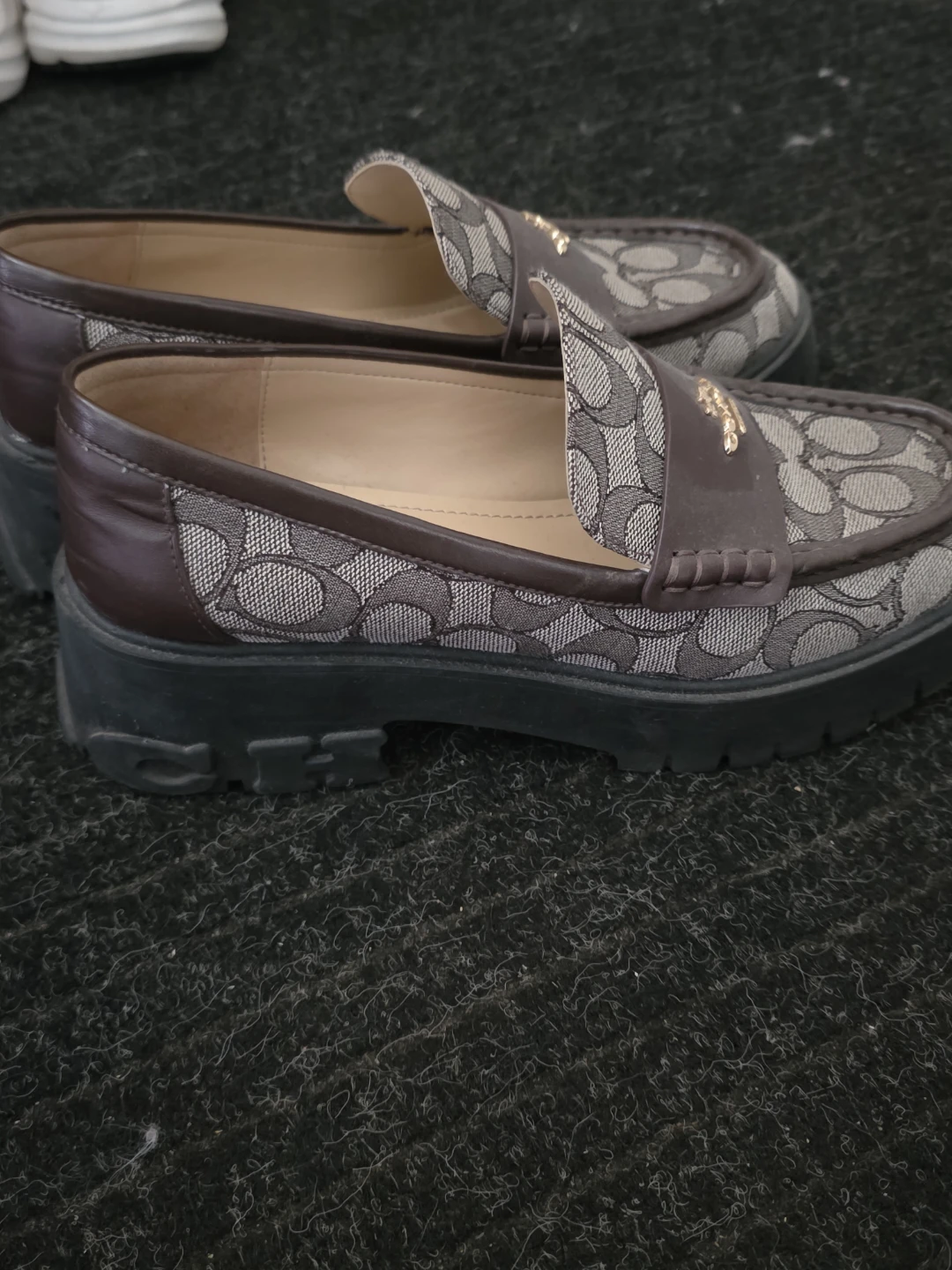 Coach Loafers Size 8.5 - photo 2