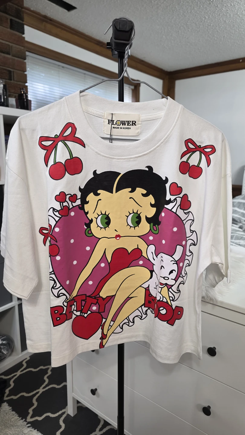 Betty Boop Graphic T-Shirt