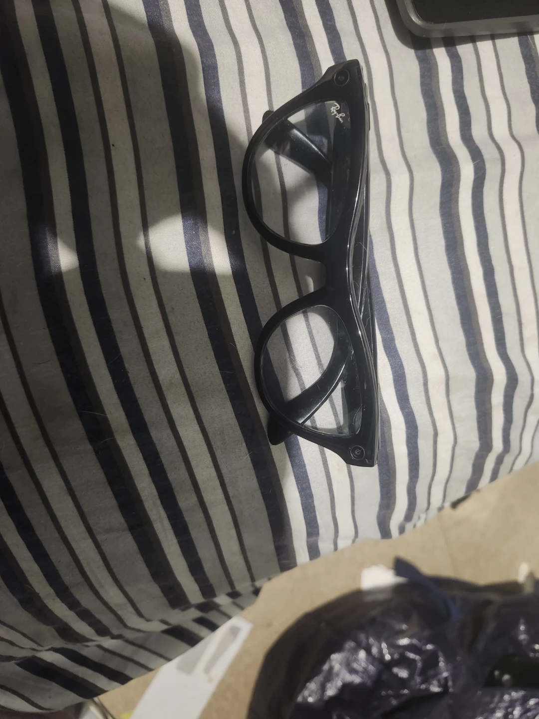 Ray-Ban meta  Black Skyler Style Glasses with Case