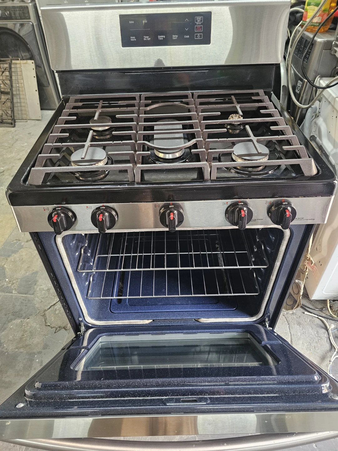 Samsung 30in Stainless Steel Gas Range - photo 2