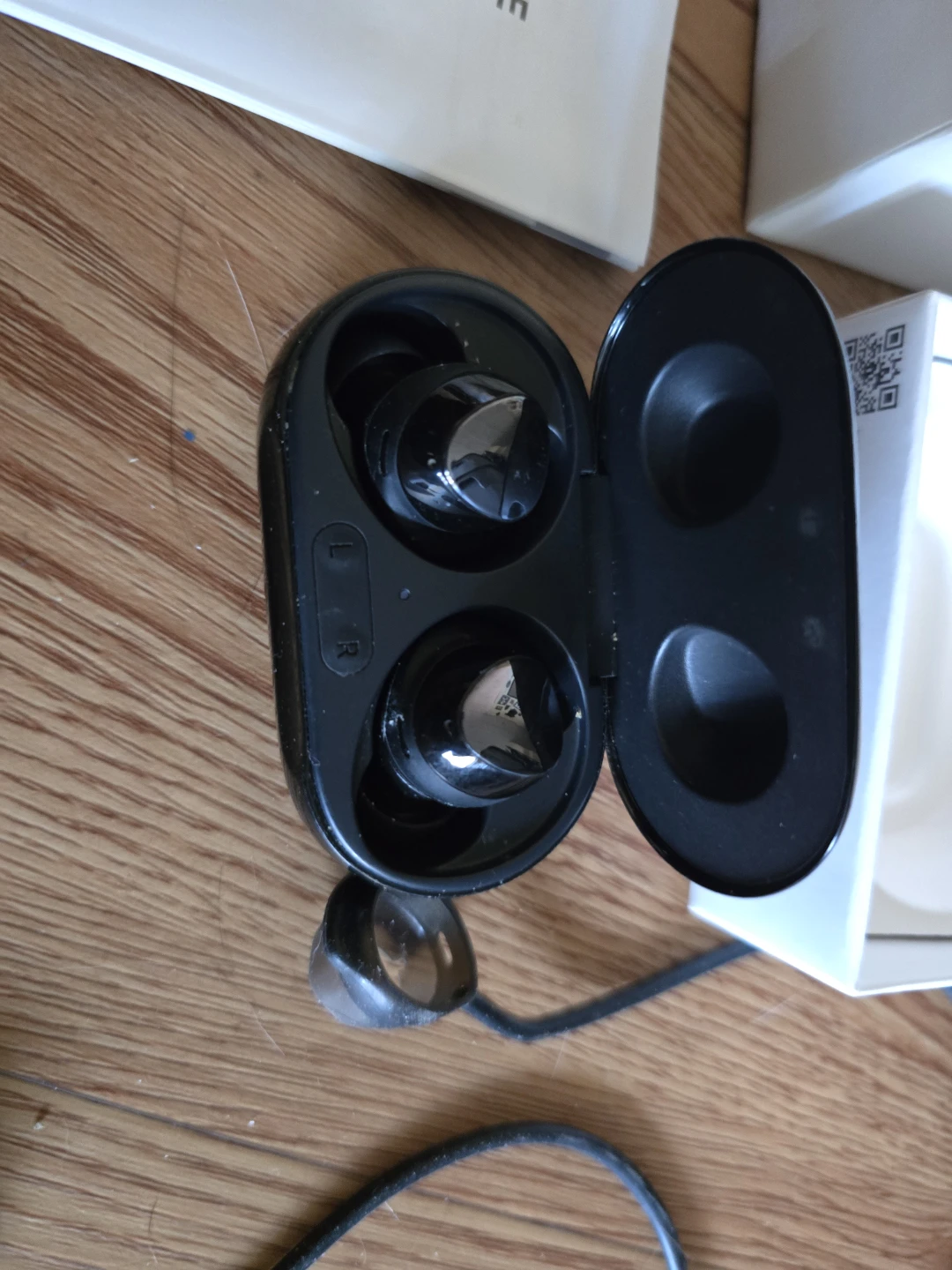Samsung Galaxy Buds+ True Wireless Earbuds - photo 2