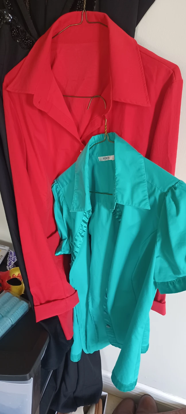 Assorted Women's Tops size S/M - photo 2