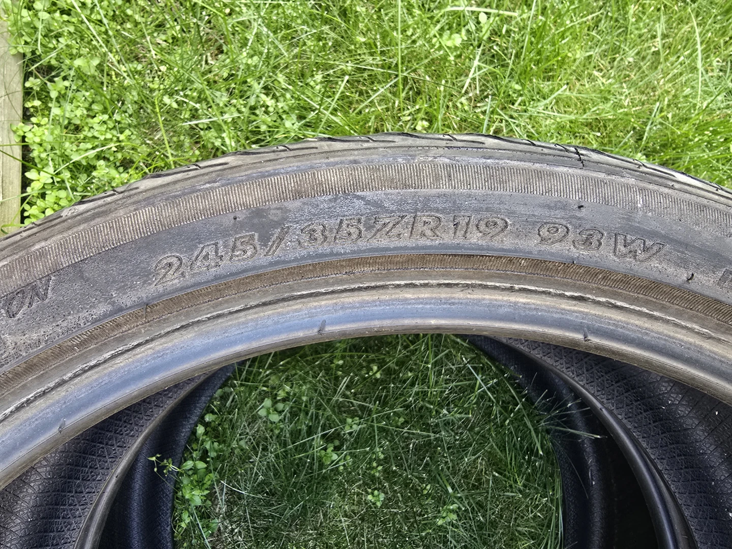 245/35ZR19 Tires - photo 3