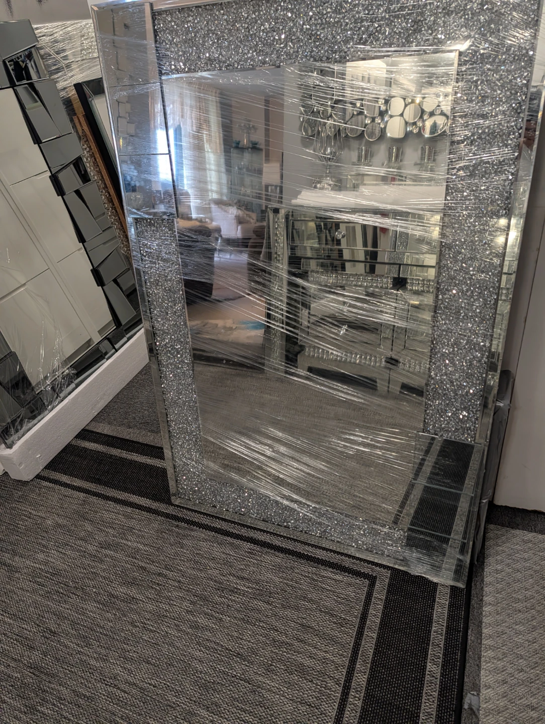 Large Crushed Diamond Mirror - photo 3