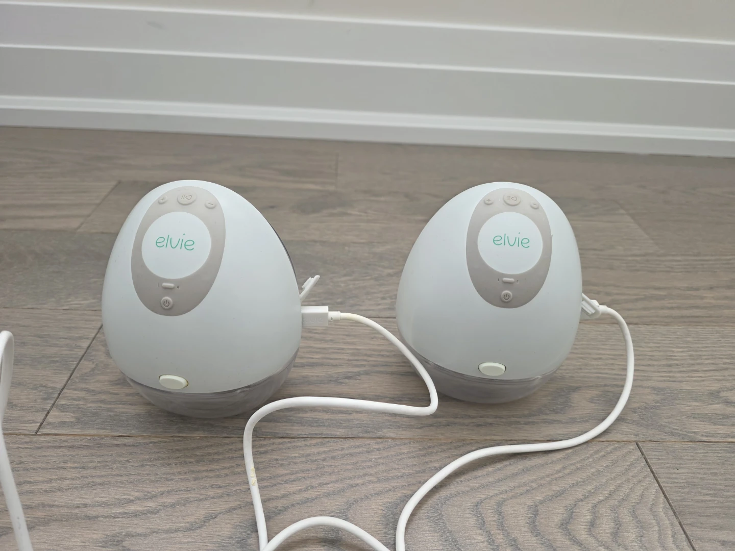 Elvie Pump Silent Wearable Breast Pump - photo 3